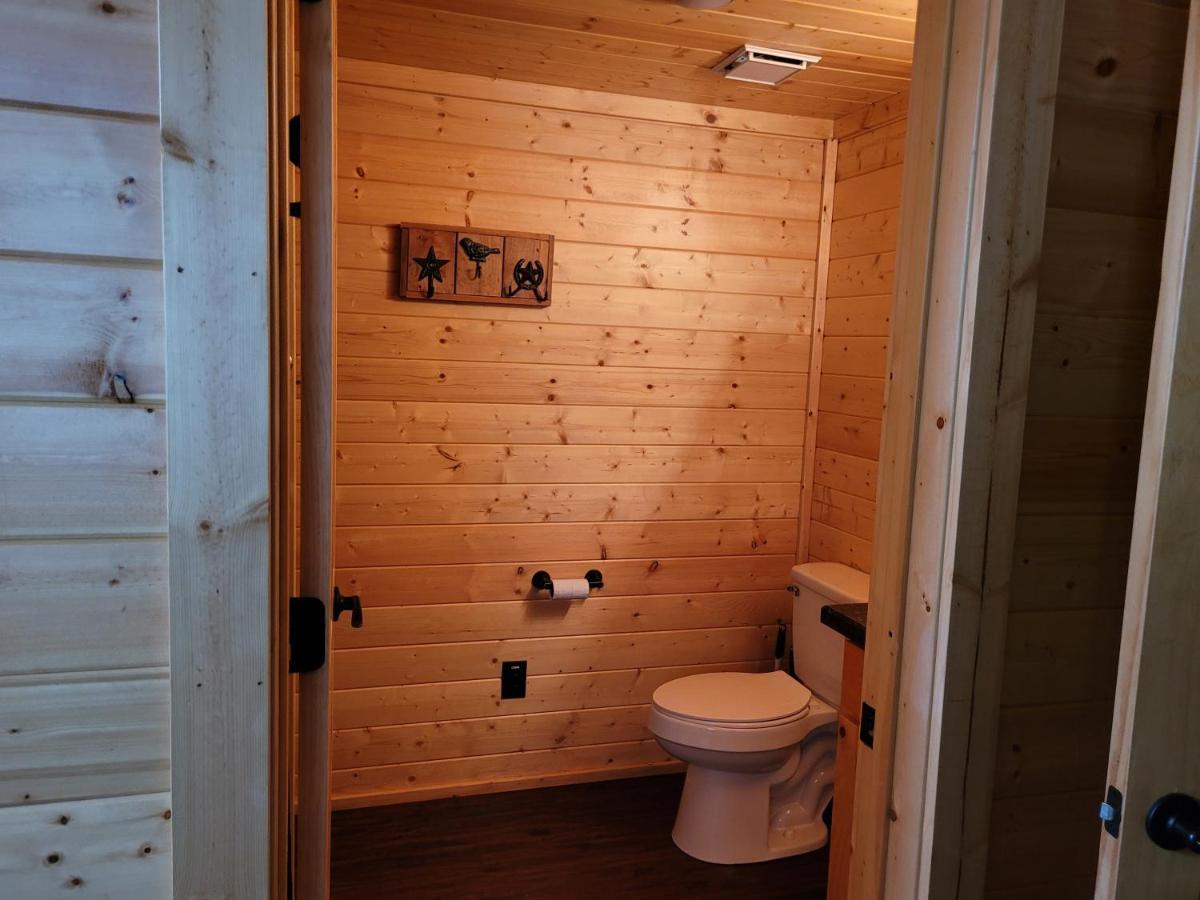 Al'S Hideaway Cabin And Rv Space, Llc Pipe Creek Zewnętrze zdjęcie